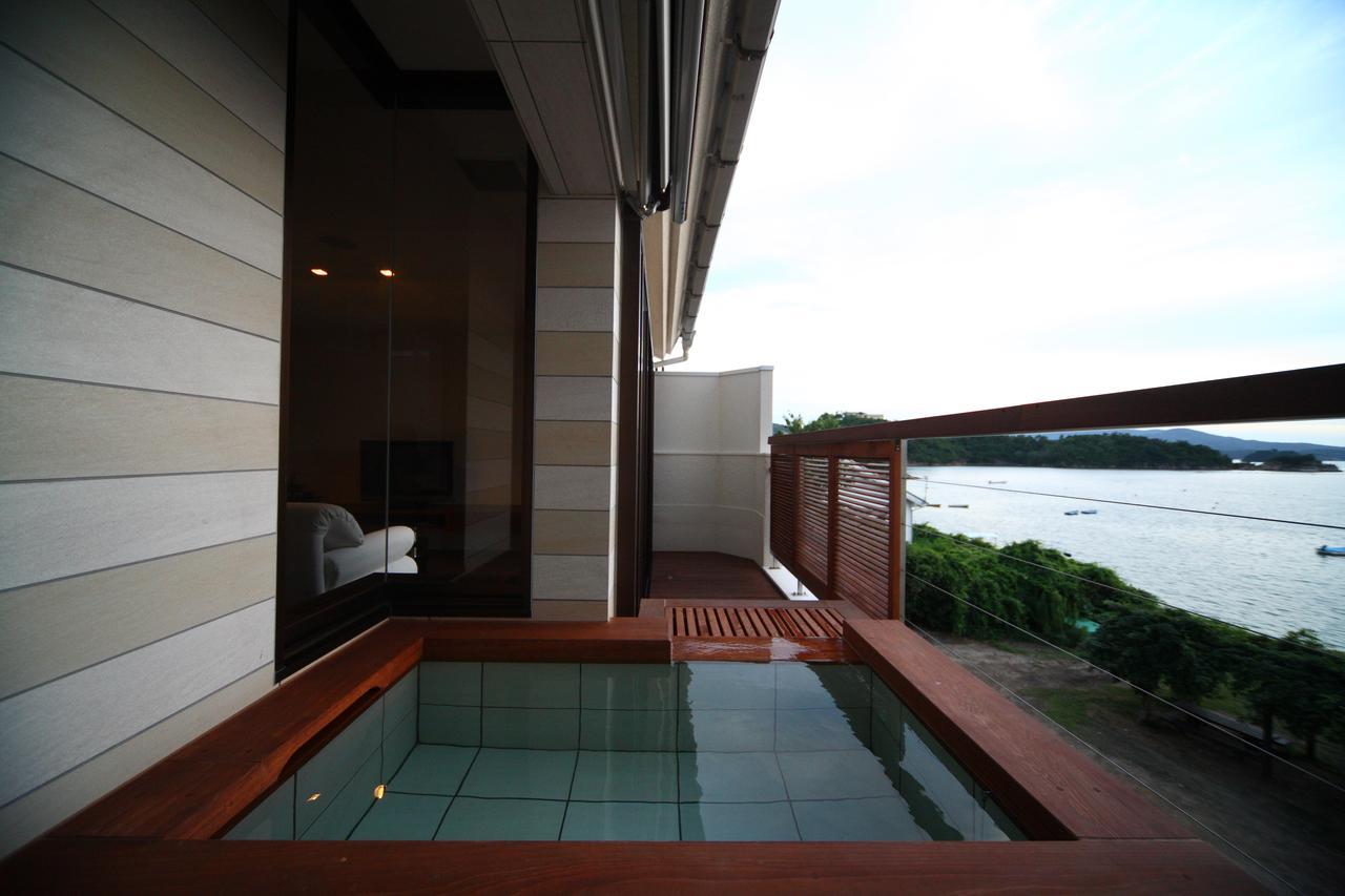 Uminoyasuragi Hotel Ryugu Kami Amakusa ภายนอก รูปภาพ